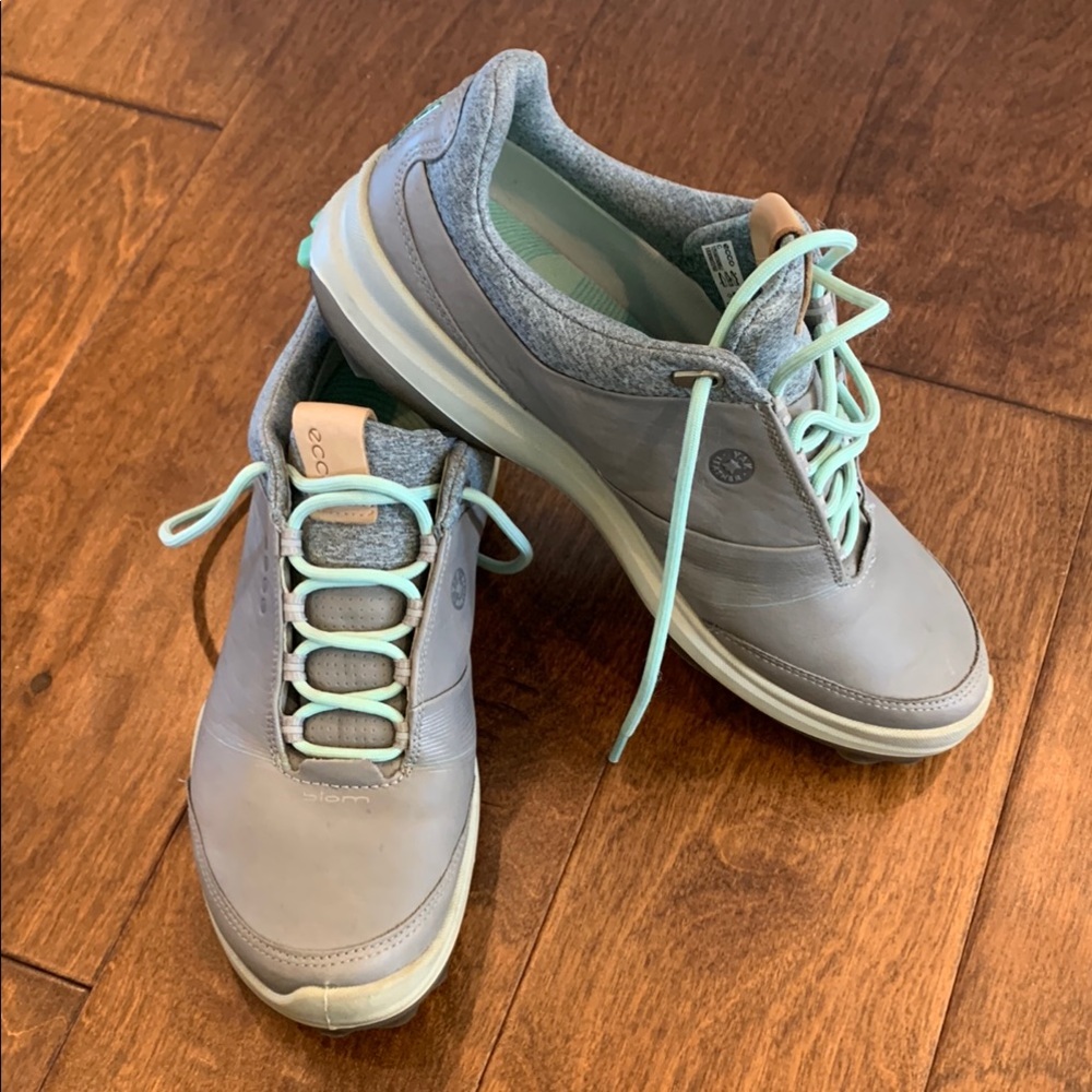 ECCO Women's Gray Golf Shoes